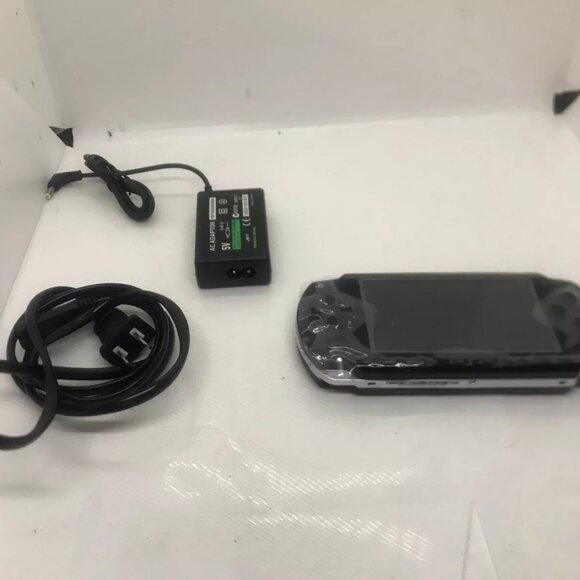 Black PSP 1000 Console W/Charger, preloaded with over 5,000 Game, - Picture 1 of 2